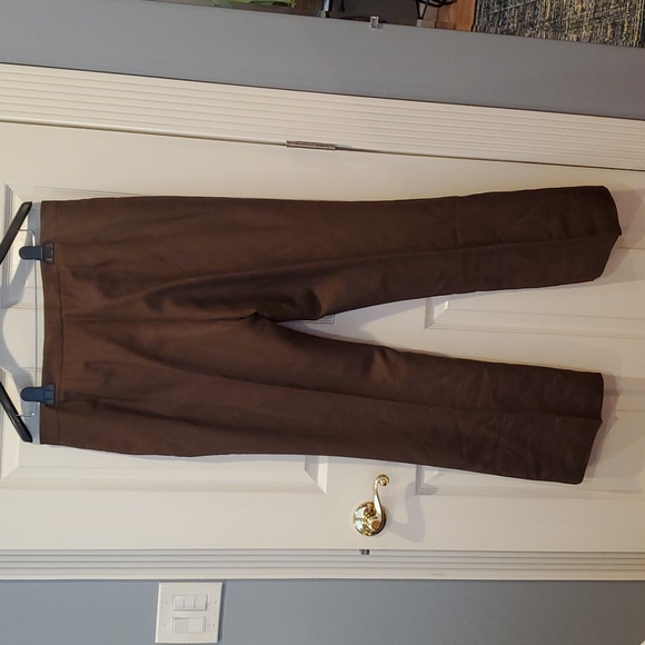 Tahari | Linen Blend Beaded Jacket, Tank, & Pants Set - Picture 12 of 14